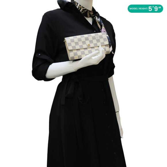 Louis Vuitton  Sarah Damier Azur Wallet White - Picture 2 of 15